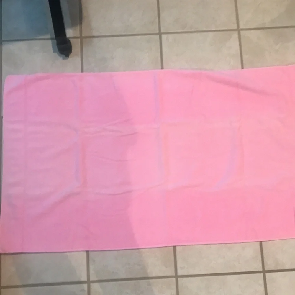 Towels Bundle of 6 Vintage Pink Bath Towels
